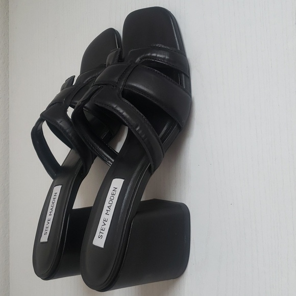 STEVE MADDEN " CLOVER" SHOES - Picture 2 of 6